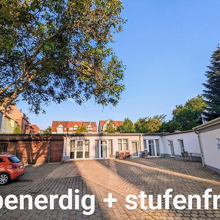 Fewo Urban Gotha-Apartment Friedenstein- Am Schlosspark- Parken An Der Der Tuer- Barrierefrei, 900 Meter Zum Bahnhof - Wallbox Bagian luar foto