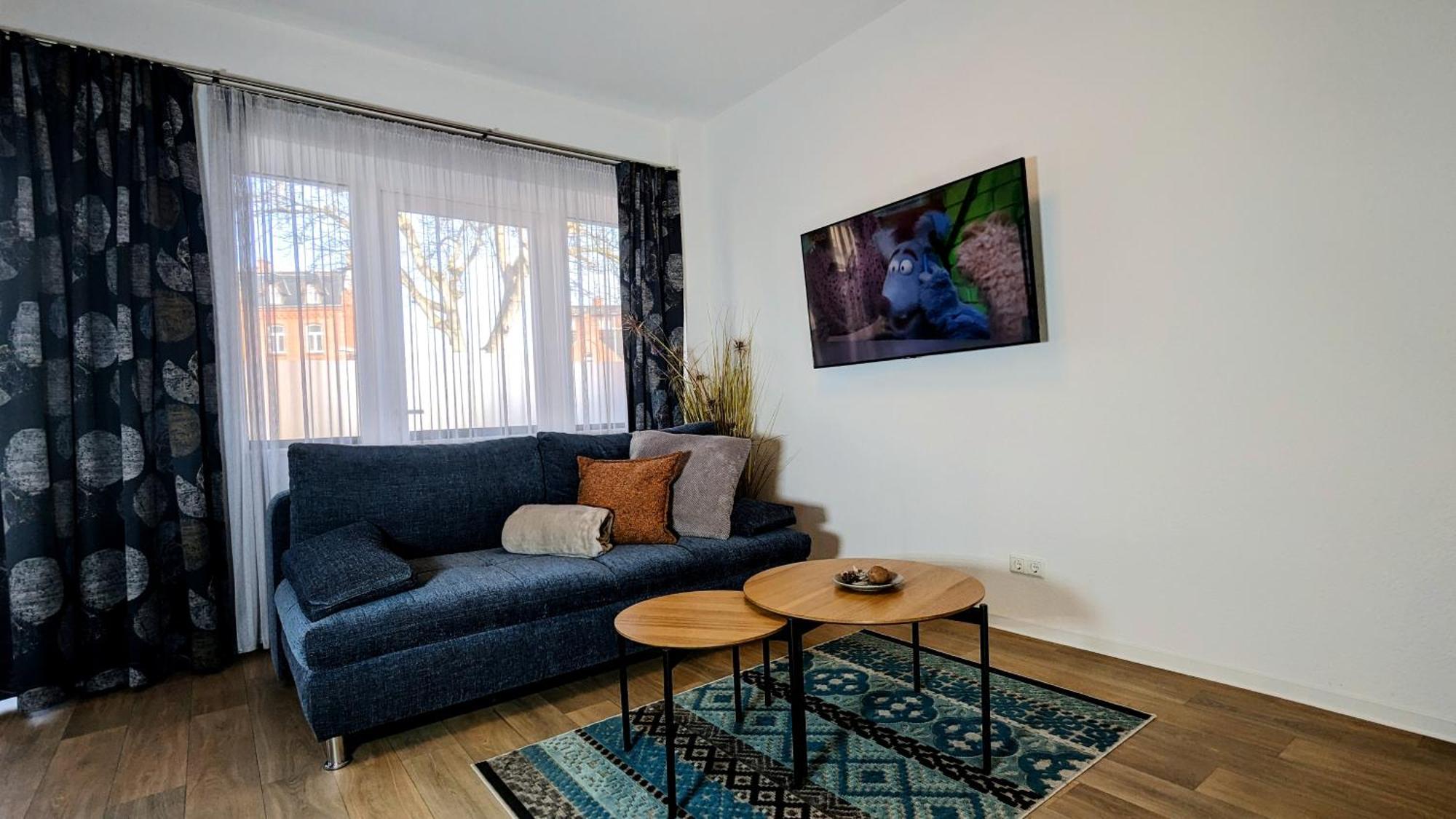 Fewo Urban Gotha-Apartment Friedenstein- Am Schlosspark- Parken An Der Der Tuer- Barrierefrei, 900 Meter Zum Bahnhof - Wallbox Bagian luar foto