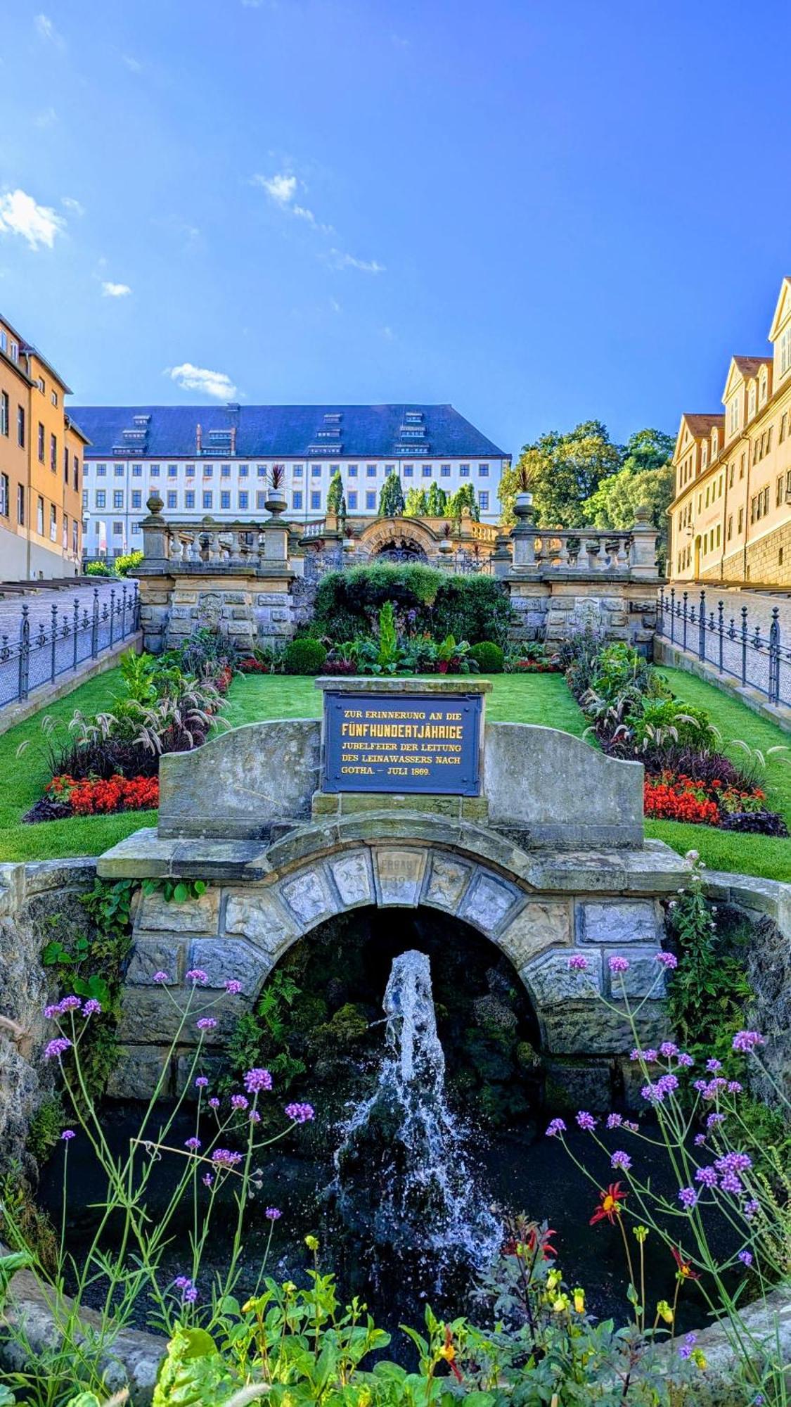 Fewo Urban Gotha-Apartment Friedenstein- Am Schlosspark- Parken An Der Der Tuer- Barrierefrei, 900 Meter Zum Bahnhof - Wallbox Bagian luar foto